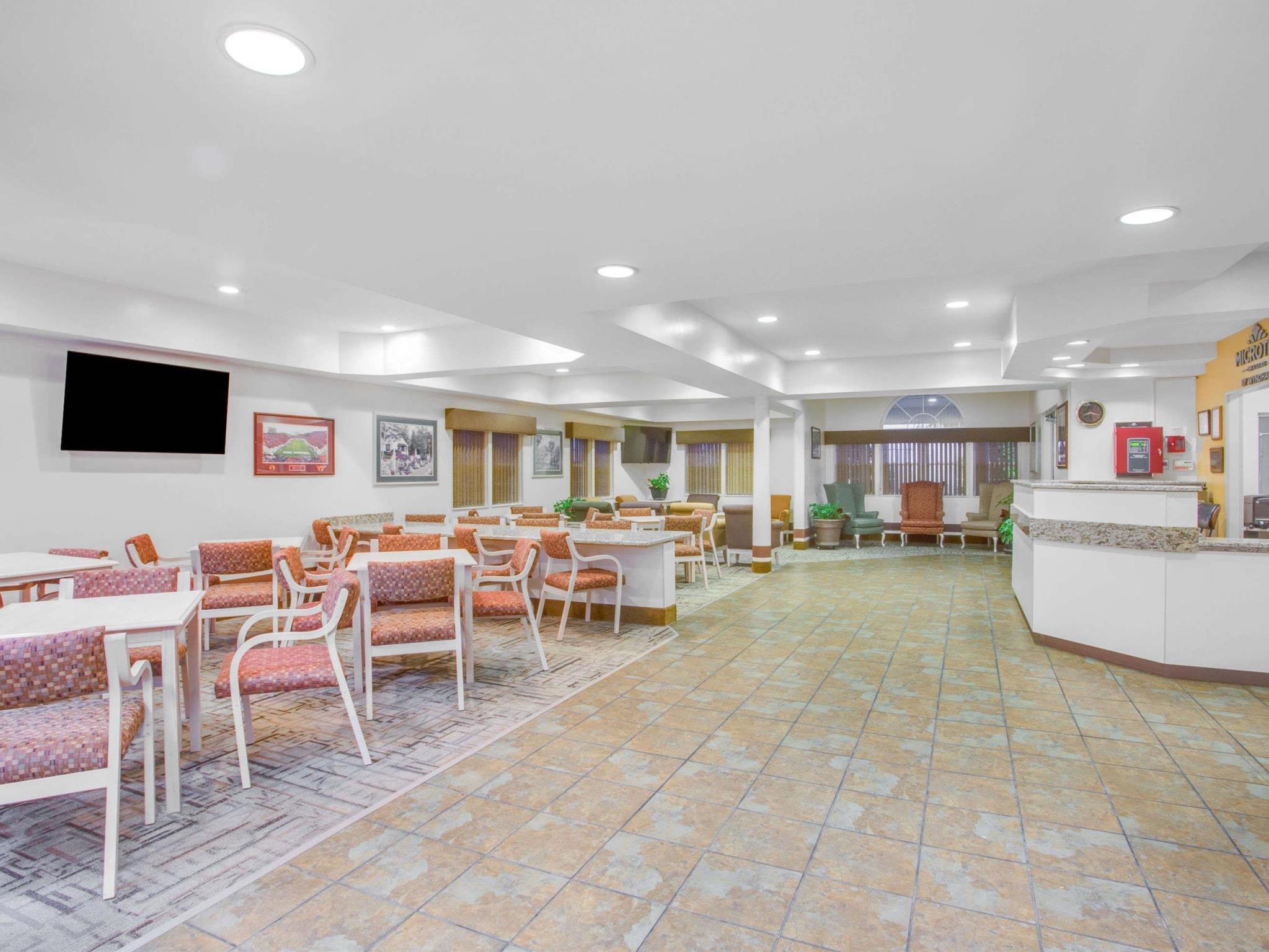 Super 8 By Wyndham Christiansburg/blacksburg Area Motel Christiansburg
