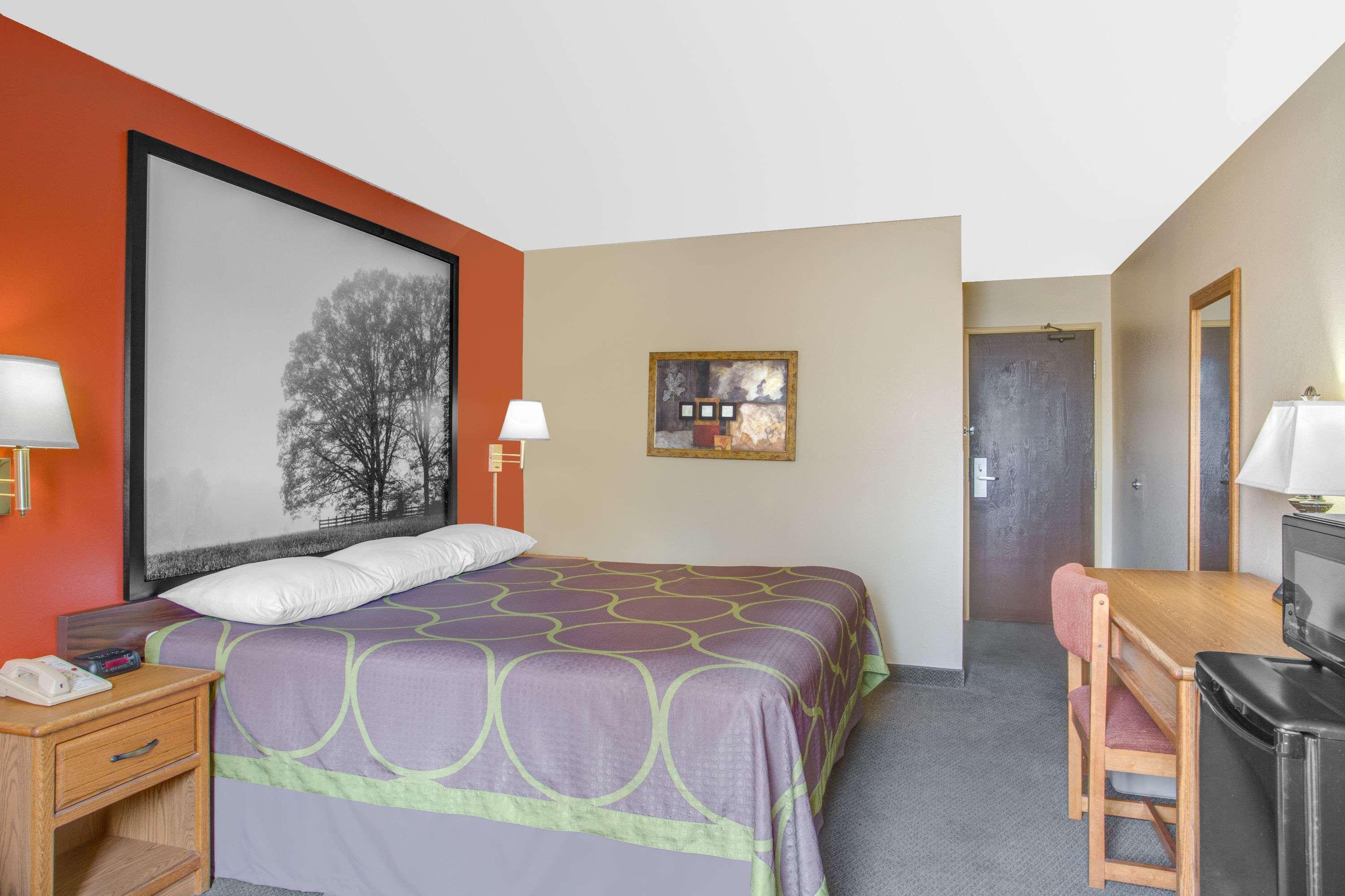Motel Super 8 By Wyndham Christiansburg/blacksburg Area