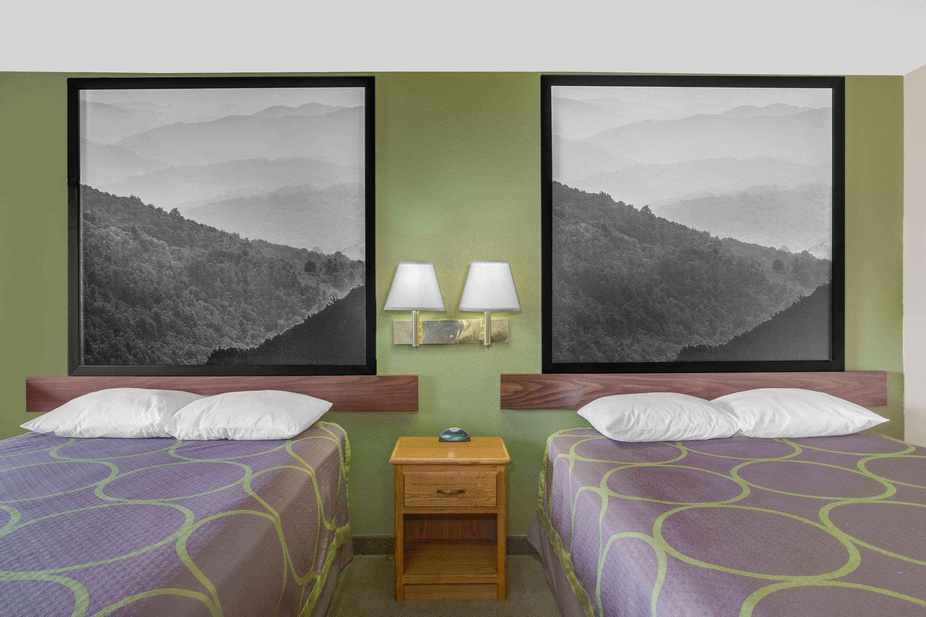 Super 8 By Wyndham Christiansburg/blacksburg Area Motel Christiansburg