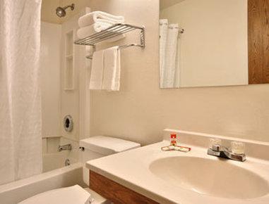 Super 8 By Wyndham Christiansburg/blacksburg Area Motel 2*