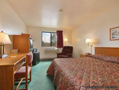 Motel Super 8 By Wyndham Christiansburg/blacksburg Area Christiansburg